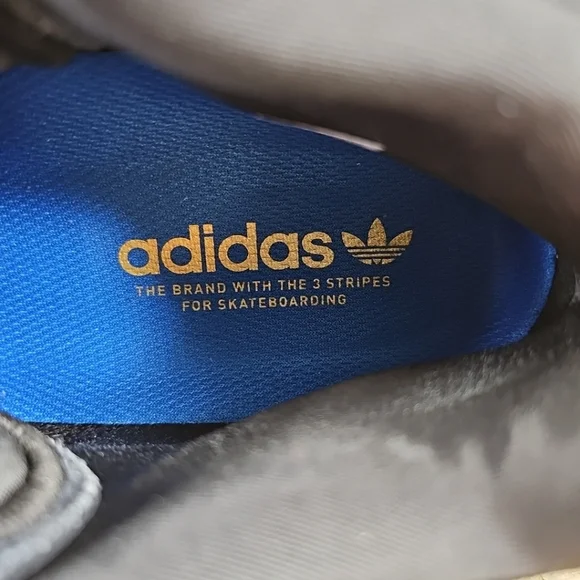 adidas Tyshawn Men's Casual Skate Leather Shoes Core Black White - Picture 11 of 12